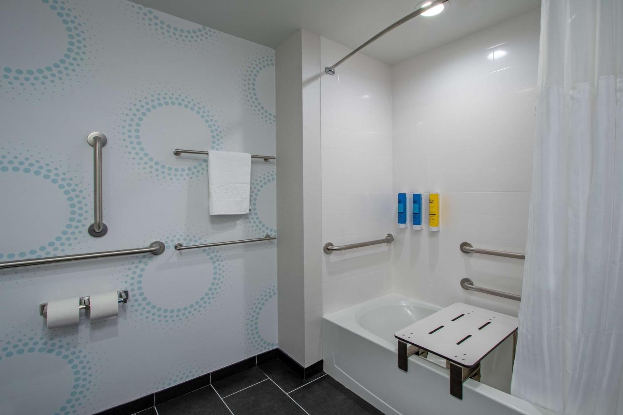 Home2 Suites By Hilton Grove City Columbus מראה חיצוני תמונה
