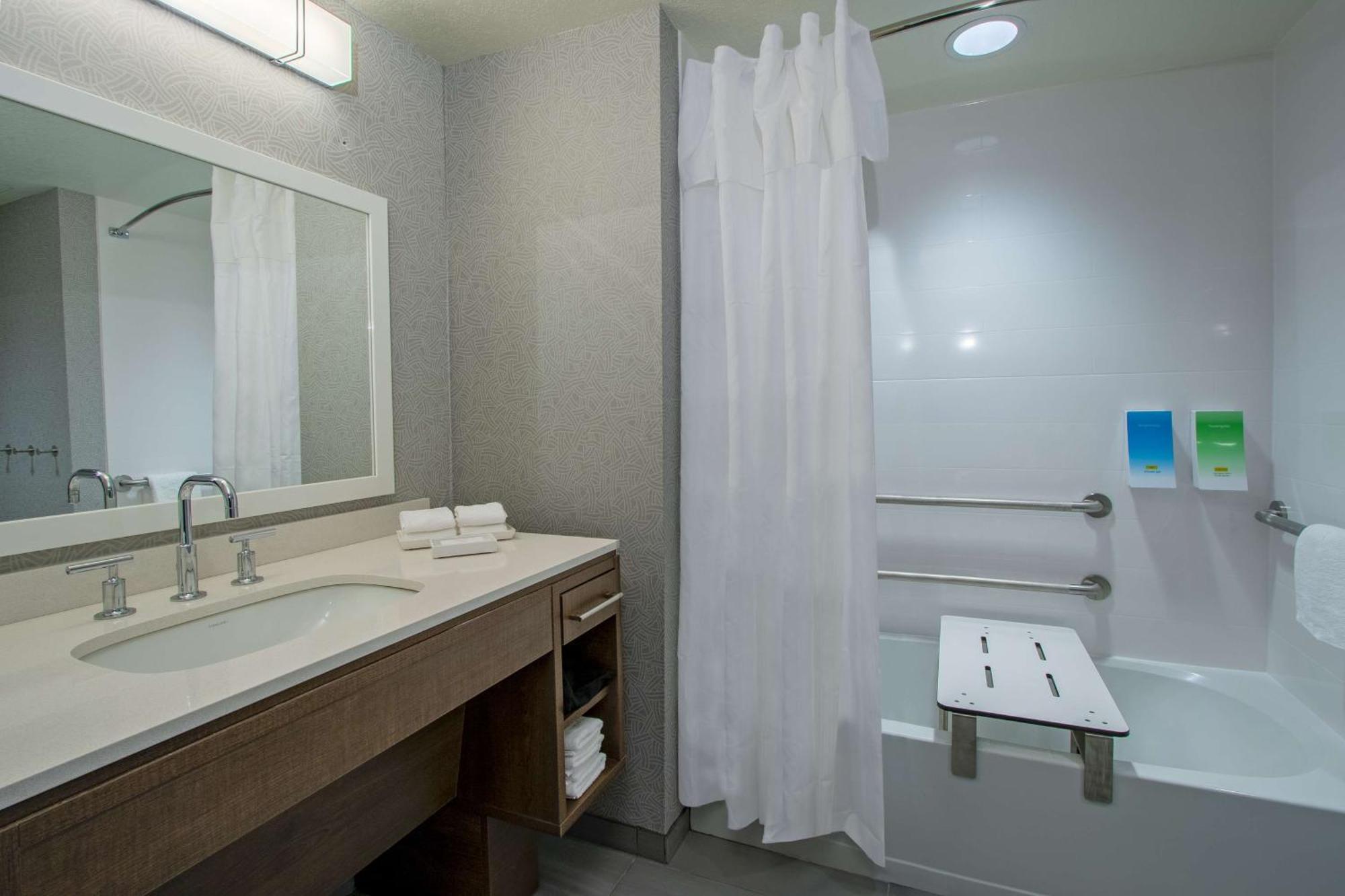 Home2 Suites By Hilton Grove City Columbus מראה חיצוני תמונה